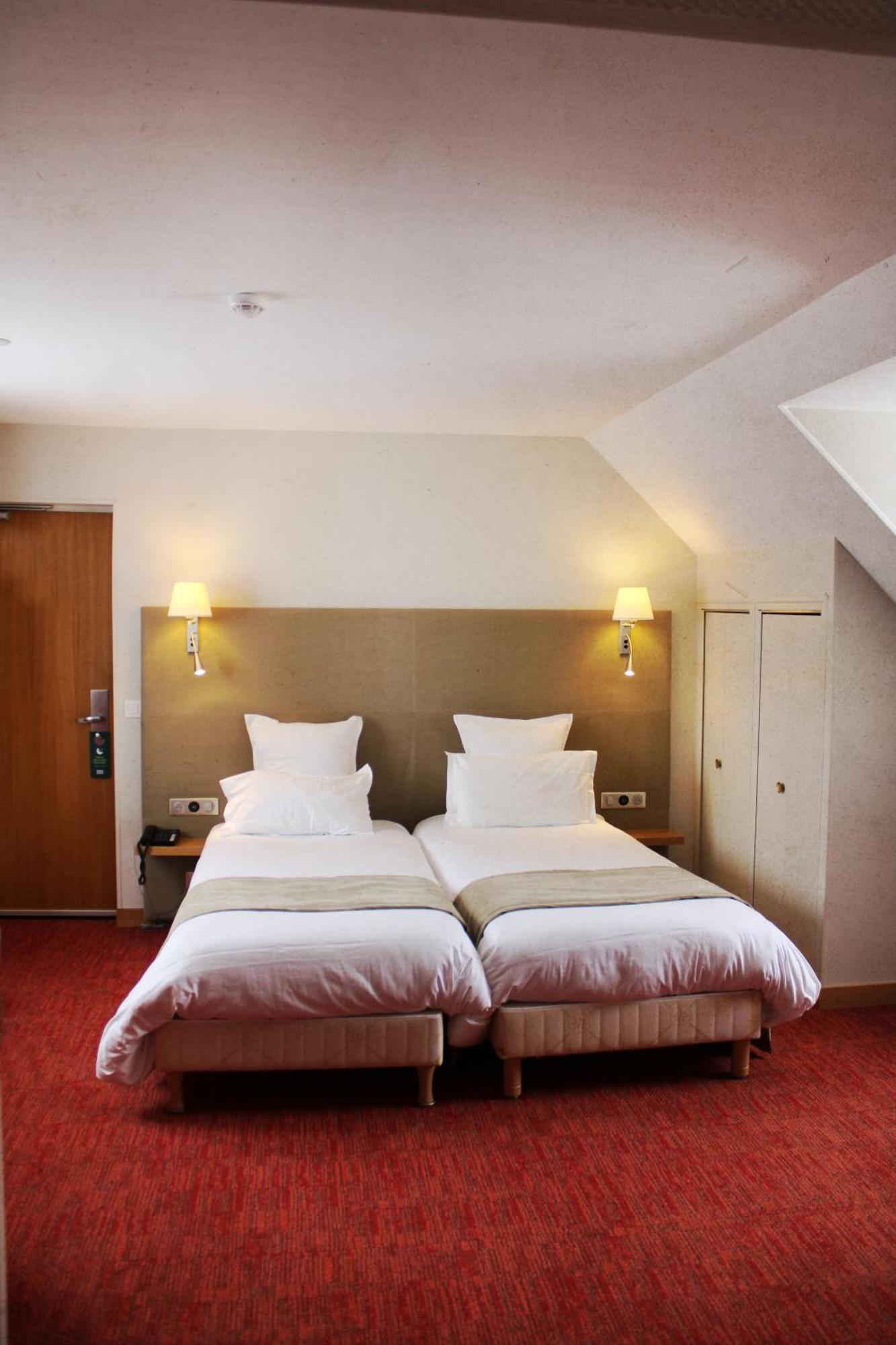 Auberge Du Lac, Sure Hotel Collection By Best Western Mesnil-Saint-Père Exteriör bild