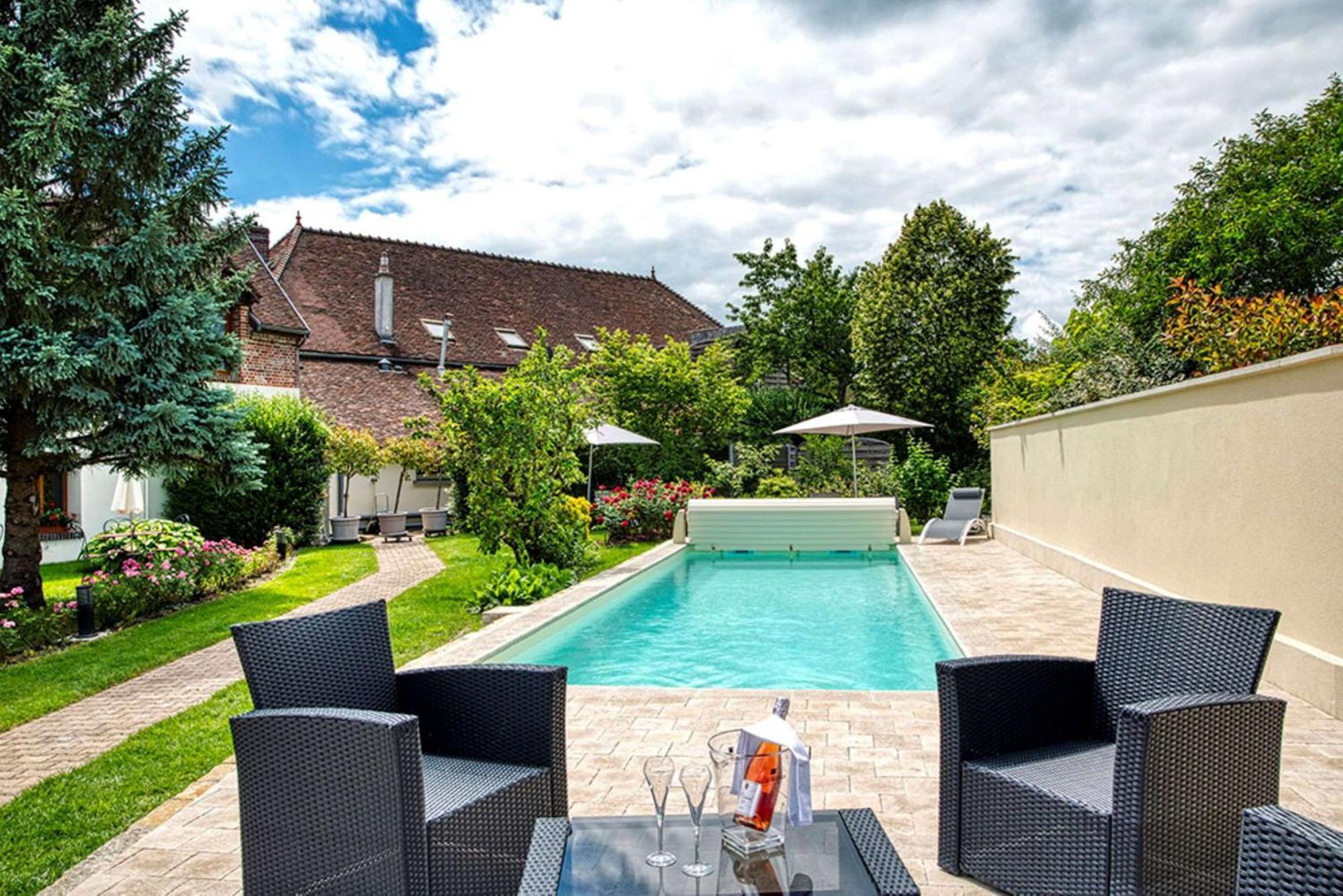 Auberge Du Lac, Sure Hotel Collection By Best Western Mesnil-Saint-Père Exteriör bild
